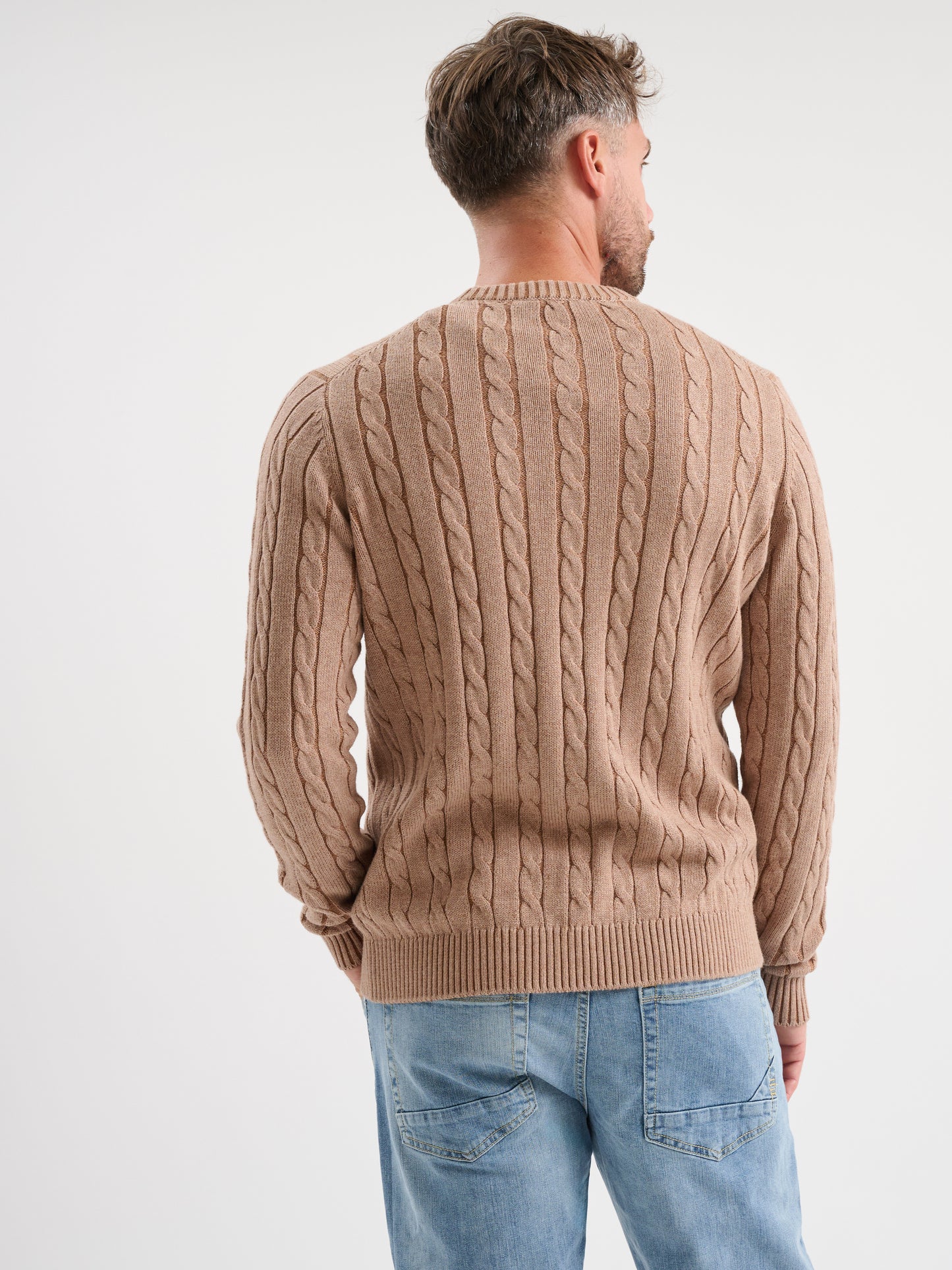 Maglia girocollo in treccia