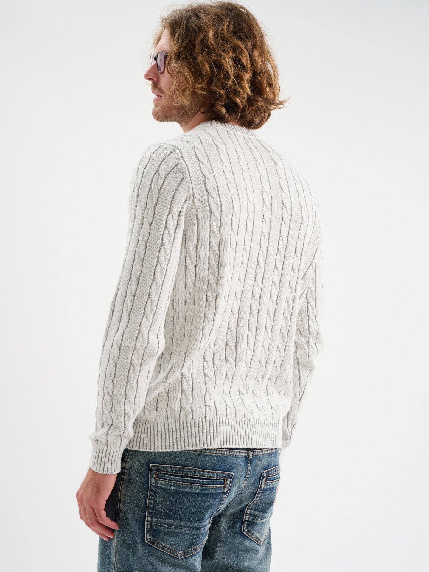 Maglia girocollo in treccia