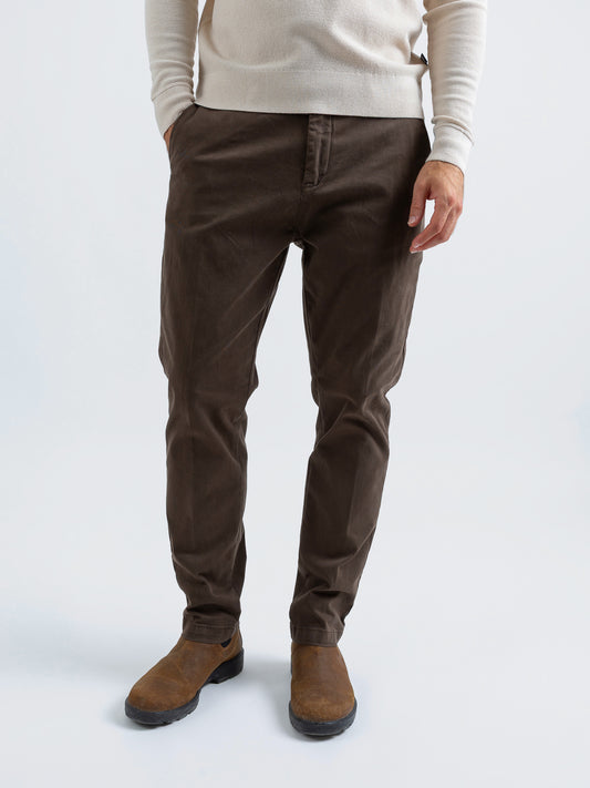 Pantalone Chino