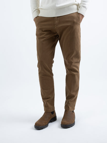 Pantalone Chino