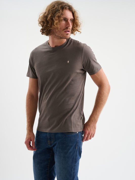 T-SHIRT A MANICHE CORTE
