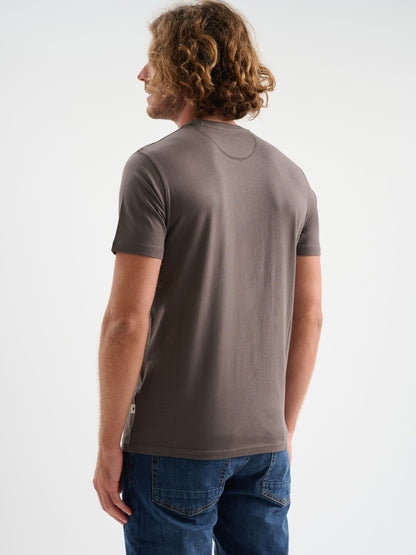 T-SHIRT A MANICHE CORTE