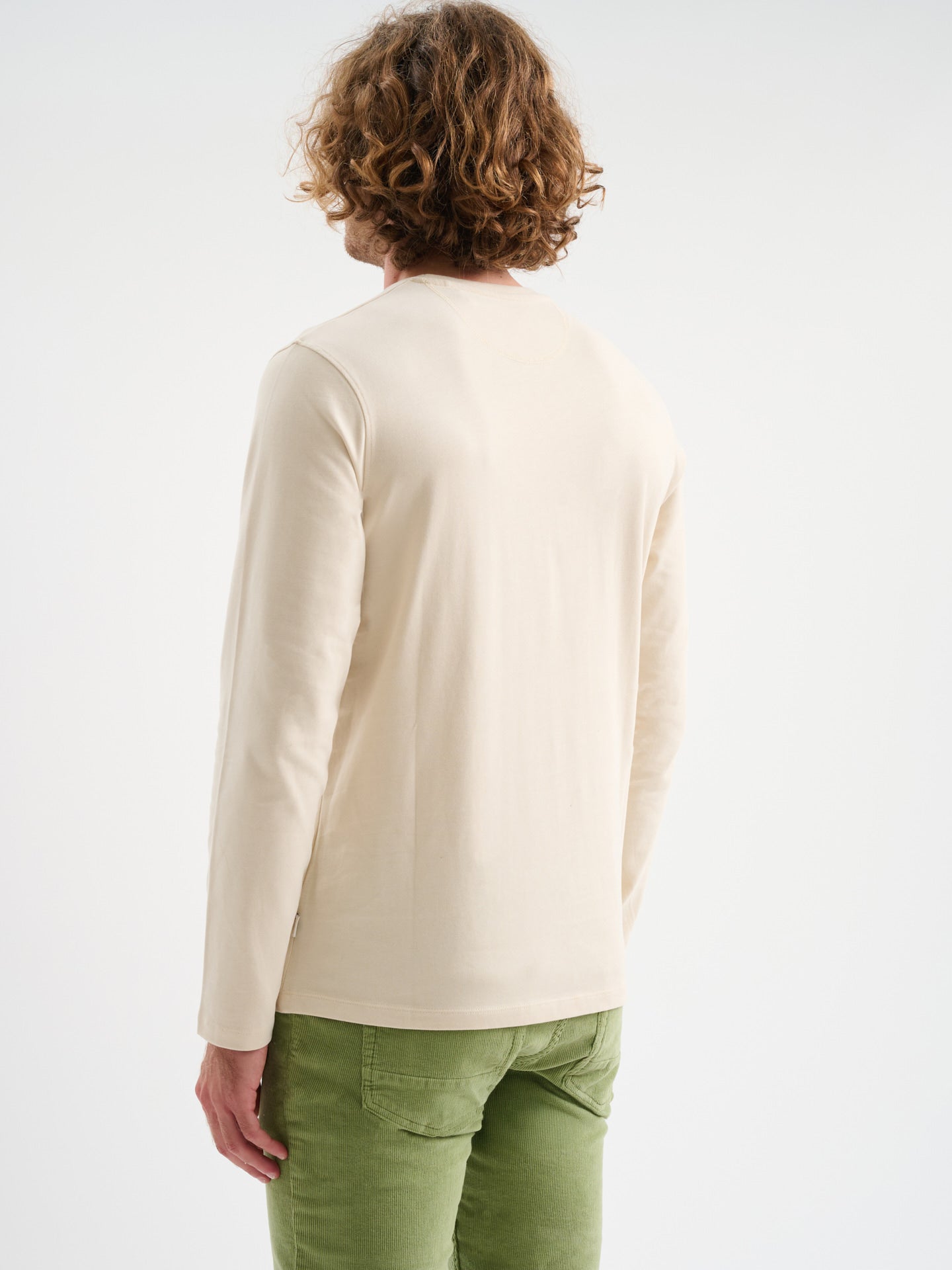 T-SHIRT A MANICHE LUNGHE