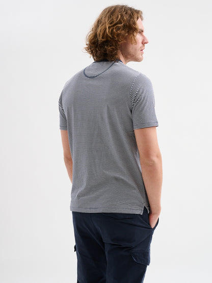 T-shirt a Maniche Corte
