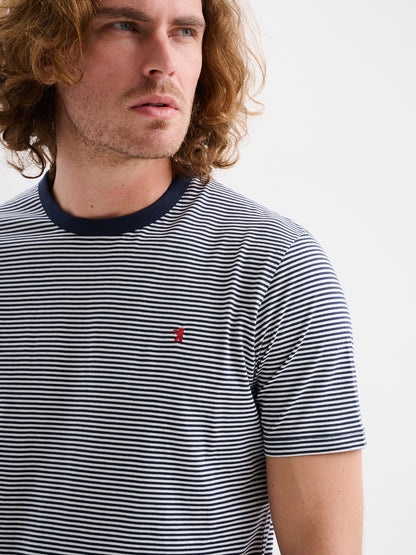 T-shirt a Maniche Corte