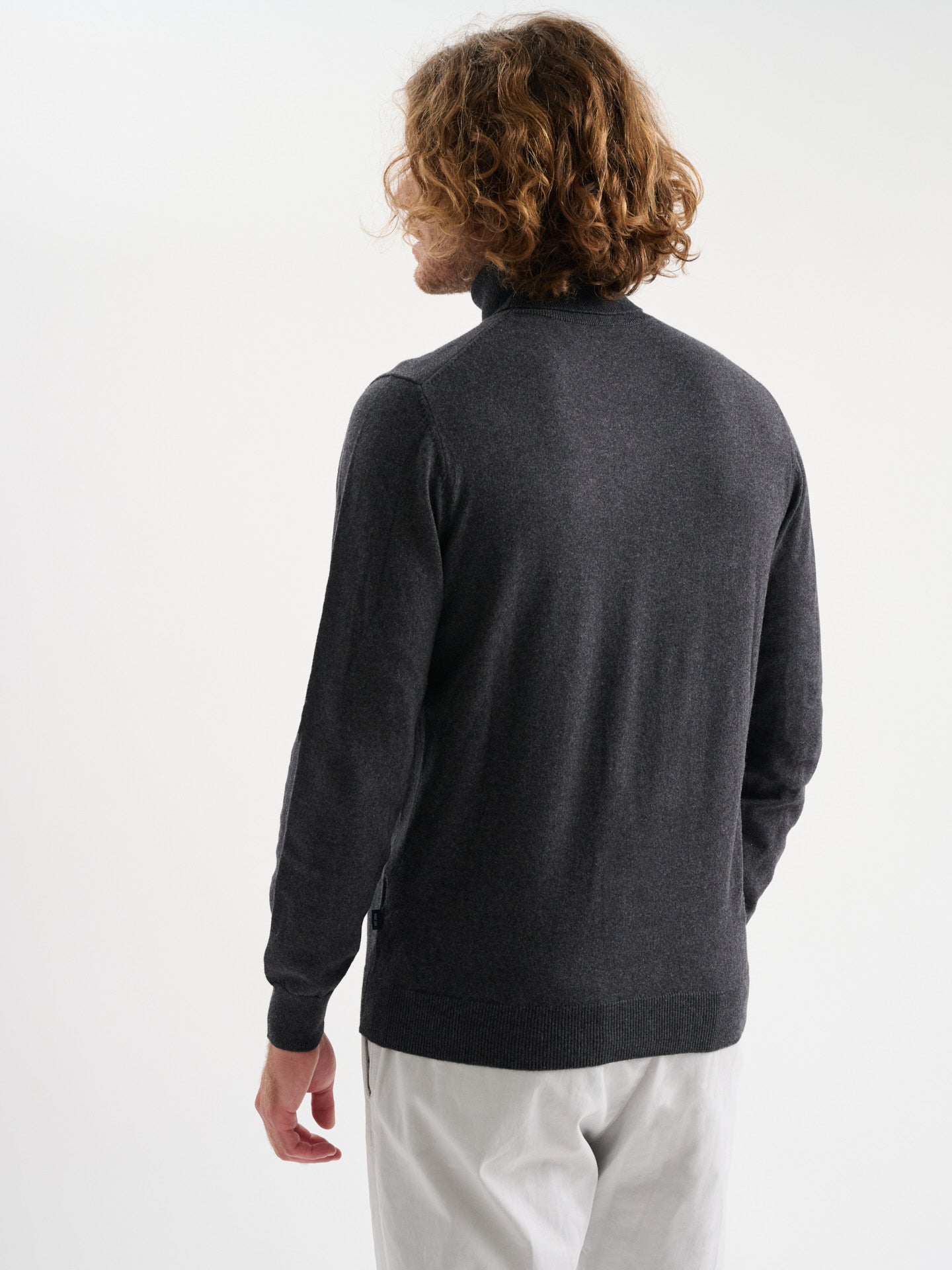 Maglia collo alto a maniche lunghe