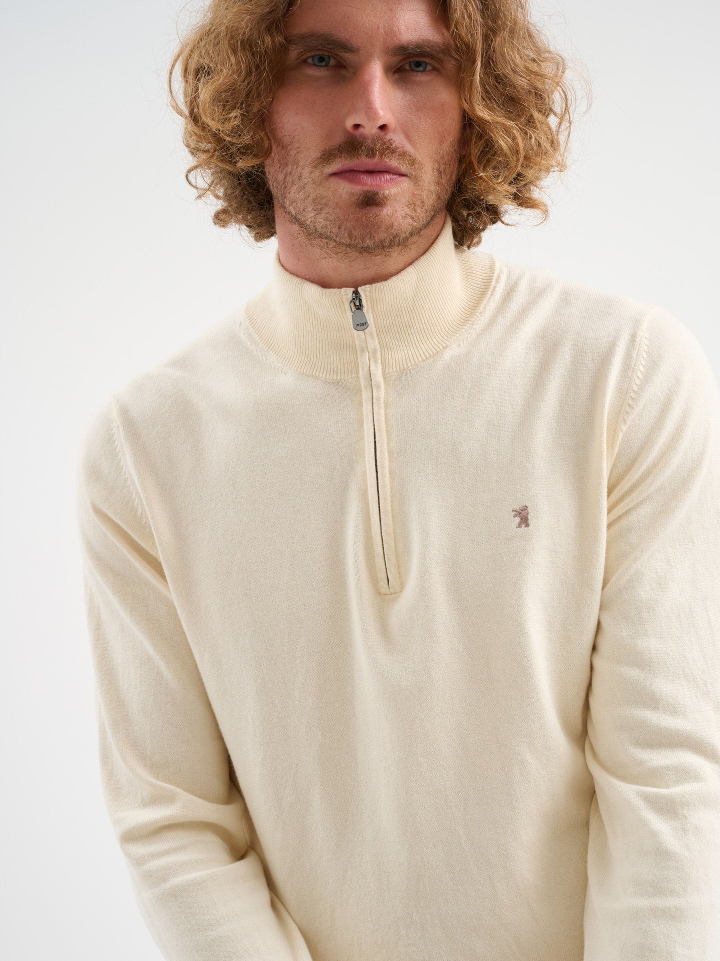 Maglia collo alto half zip