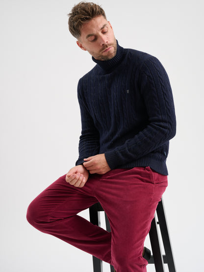 Maglia a collo alto in treccia