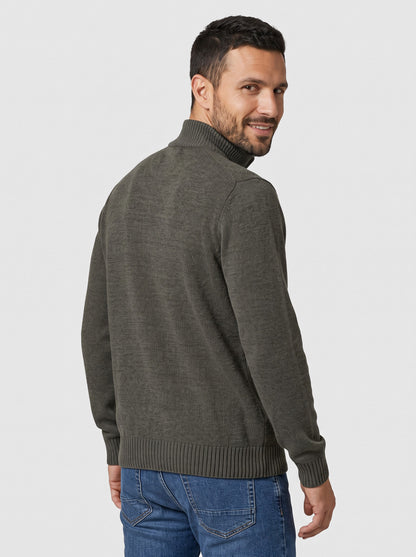 Maglia in Filato di Ciniglia